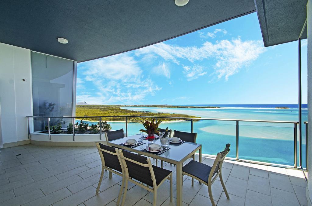 Waves Maroochy River Maroochydore Exterior photo