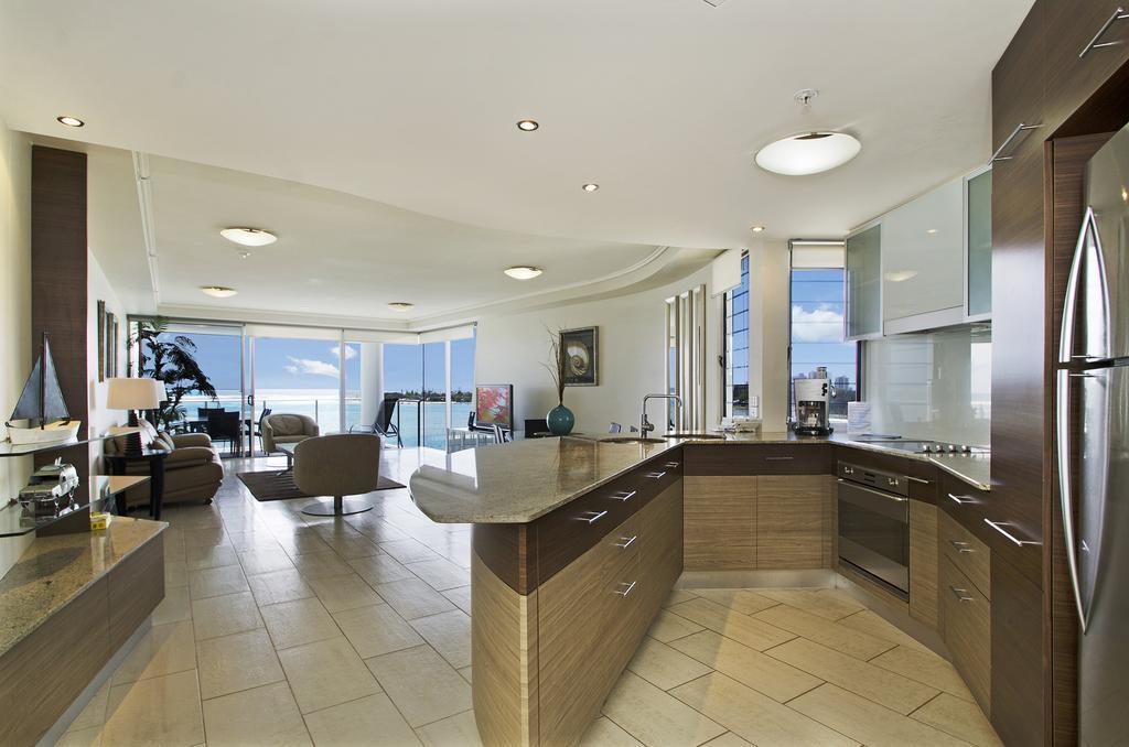 Waves Maroochy River Maroochydore Exterior photo